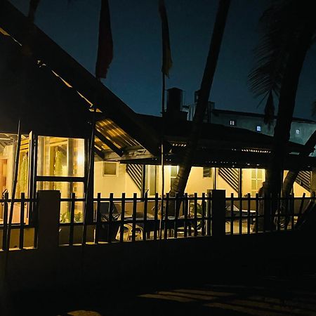 Winston Sea Front Villa Негомбо Екстер'єр фото