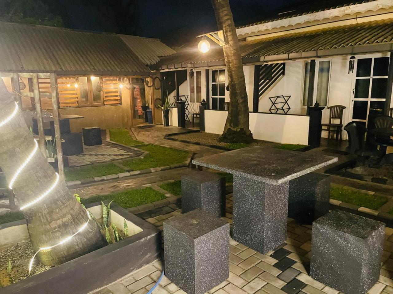 Winston Sea Front Villa Негомбо Екстер'єр фото